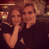 Jessica Chastain und Filmprodizentin Melita Nikolic tauschen sich am ersten Abend in Cannes bei einem Dinner aus.