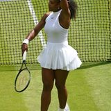 Individuelle Looks der Tennisspieler erhöhen den Spaß der Zuschauer: Das Tennis-Outfit von Tennis-Star Serena Williams erinnert ein wenig an ein Ballett-Tütü, an der Position der Füße könnte Serena allerdings noch arbeiten.