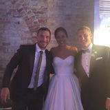 Als engster Freund gehört Lukas Podolski natürlich zu der kleinen, aber feinen Hochzeitsgesellschaft.
