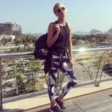 Lena Gercke posiert über den Dächern von Rio: In sportlichem Outfit macht das Model sich auf zum Work-out.