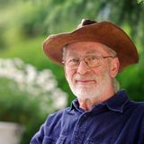 Fritz (69), der herzliche Hobbybauer ist aus Brandenburg nach Schweden ausgewandert