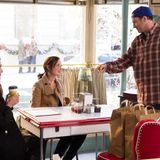 Klar, kein Tag kann ohne einen Kaffee bei "Luke's Dinner" beginnen. Der sympathsiche Cafébesitzer ist Lorelais große Liebe - oder?!