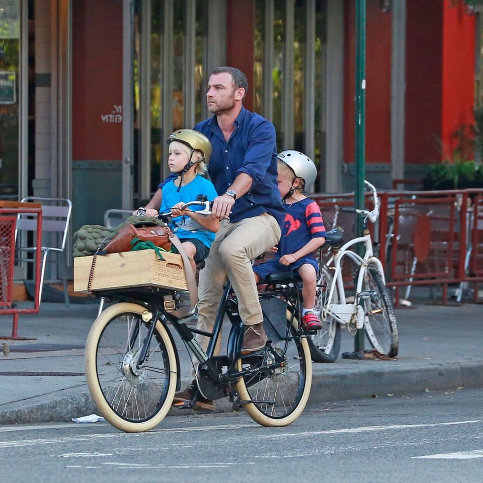 Naomi Watts + Liev Schreiber Naomi Watts + Liev Schreiber