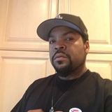 "Wenn ich meinen Arsch so früh hochbekommen und wähle, dann kannst du das auch", meinte Ice Cube.
