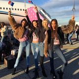"Wir sind bereit!!!!", kommentiert Bella Hadid dieses Bild, das vor dem Abflug in New York entstand. "Los geht's, wunderschöne Ladys!!!!"