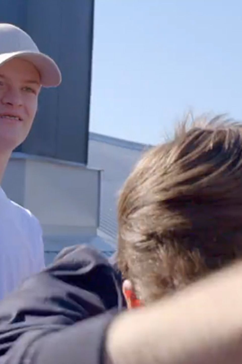 Unverkennbar war hier als Partygast auftritt: Marius Borg Høiby in der letzten Episode der 2. Staffel von "Skam". Unverkennbar war hier als Partygast auftritt: Marius Borg Høiby in der letzten Episode der 2. Staffel von "Skam".