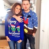 Auch Leona Lewis und ihr Freund Dennis jauch haben ihre Ugly Christmas Sweater wieder aus dem Kleiderschrank hervorgekramt.