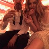 Hollywoodstar Drew Barrymore feierte nach der Preisverleihung bis in die frühen Morgenstunden. Genauer gesagt bis 10 Uhr, wie sie selbst auf Instagram schreibt. Dafür sah die Schauspielerin auf dem Heimweg allerdings sehr frisch aus...
