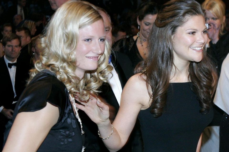 Prinz Daniel: Carolina Klüft und Prinzessin Victoria treffen sich schon 2006 bei der Sportgala in Stockholm. Carolina Klüft und Prinzessin Victoria treffen sich schon 2006 bei der Sportgala in Stockholm.