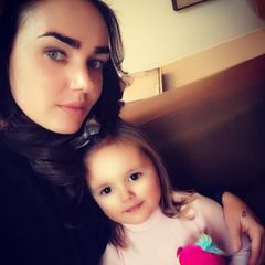 Tamara Ecclestone und Töchterchen Sophia sind unzertrennlich. Das weiß auch Papa Jay Rutland und hat seiner Frau zu Weihnachten ein tolles Geschenk gemacht...