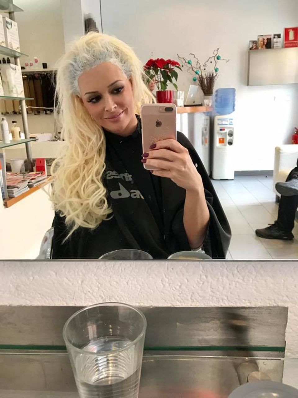 Daniela Katzenberger Im Kosmetikstudio | GALA.de