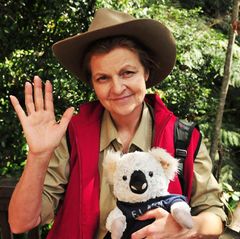 Franziska Menke arbeitete vor ihrem Ausflug in den australischen Busch als Paketzustellerin. Damit soll nun Schluss sein: "Fräulein Menke" will den Dschungel-Ruhm für ein musikalisches Comeback nutzen. Dem Kölner "Express" bestätigte sie, bereits einige Konzert-Buchungen zu haben. Doch dass der "RTL"-Dschungel sie wieder auf die großen Bühnen bringt, ist unwahrscheinlich.