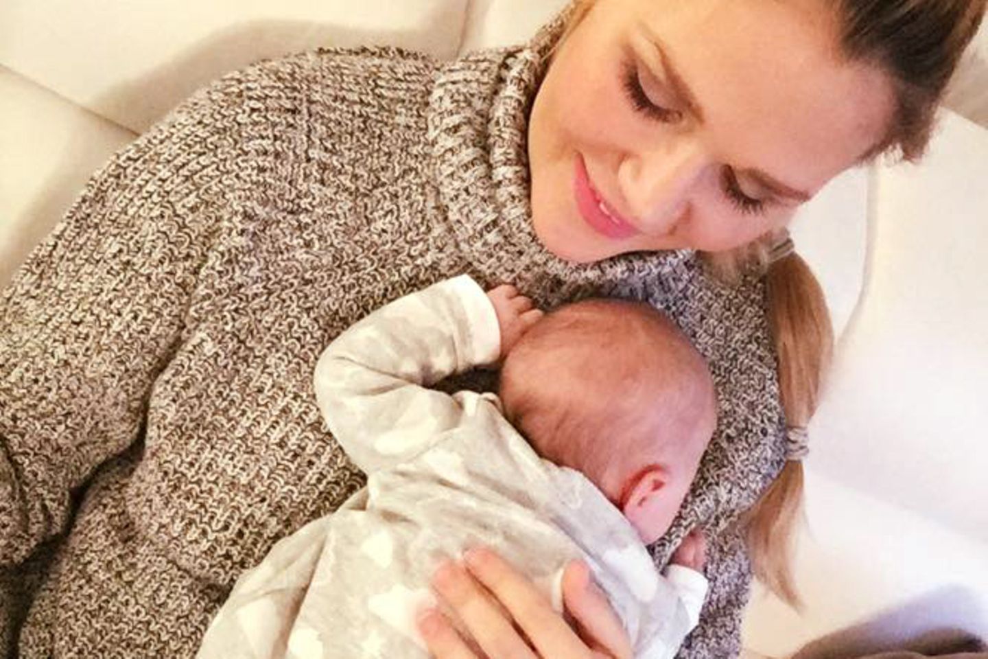 Sara Kulka mit Baby Annabell