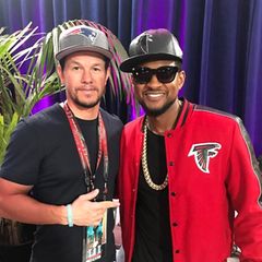 Actionstar Mark Wahlberg ist für die Patriots, während sich Sänger Usher die Falcons als Sieger herbeisehnt.