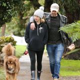 6. Februar 2017  Die schwangere Amanda Seyfried und ihr Freund Thomas Sadoski wurden unterwegs mit ihrem Hund Finn in Hollywood gesichtet.
