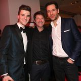 Die Herren Patrick Moelleken, Bruno Eyron und Alexander Mazza haben einen fantastischen Abend bei der Opening Night in Berlin. 