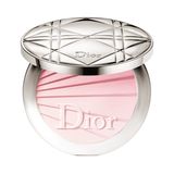 Farbkorrigierender Puder "Diorskin Nude Air – 001 Rising Pink" von Dior, ca. 56 Euro, limitiert
