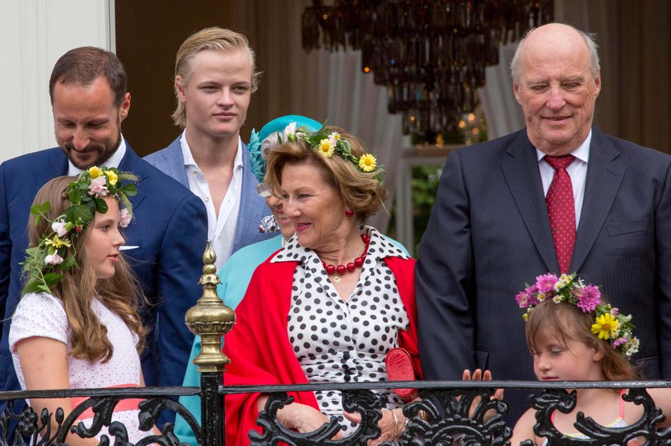 Prinz Haakon, Prinzessin Ingrid Alexandra, Marius Borg Høiby, König Harald,...