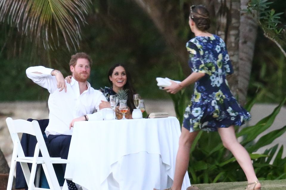 Prinz Harry und Meghan Markle genießen die gemeinsame Zeit bei der Hochzeit seines besten Freundes auf Jamaika. 