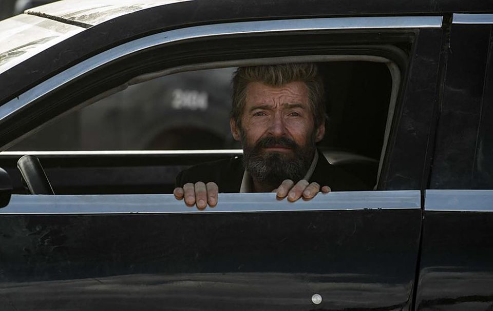 13. März 2017 Der Augenblick, wenn man in der Limousine vergessen wird und man sehnsüchtig aus dem Fenster blickt. Geschehen einem Hollywoodstar wie Hugh Jackman. 13. März 2017 Der Augenblick, wenn man in der Limousine vergessen wird und man sehnsüchtig aus dem Fenster blickt. Geschehen einem Hollywoodstar wie Hugh Jackman.