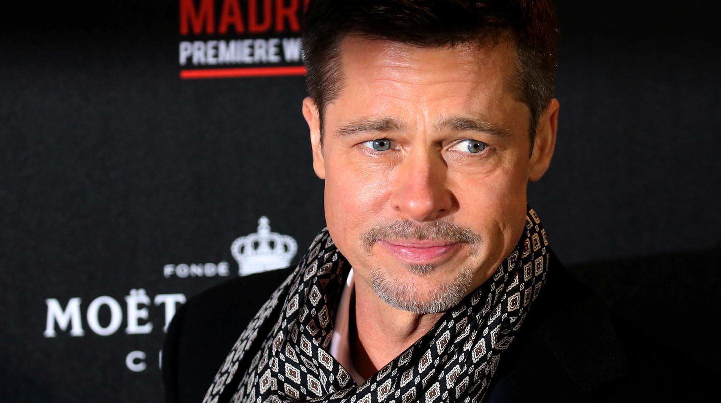 Brad Pitt Trauert Um Seine Mutter: So Reagiert Seine Ex Frau Angelina Jolie. - z84qhby