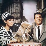 1963   Filmszene aus dem Film "Wild And Wonderful" mit ihrem damaligen Ehemann Tony Curtis. 
