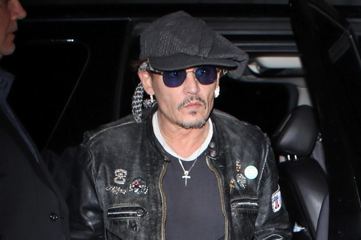 Johnny Depp am 28. März 2017 bei seiner Ankunft auf dem Geburtstag von Lady Gaga in Los Angeles