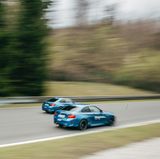 Hier liefern sich die BMW M2-Modelle ein spannendes Rennen. 