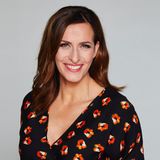Es scheint fast so, als wären die ganzen Jahre spurlos an Ulrike Frank vorbeigezogen. Die Schauspielerin sieht nämlich noch immer so frisch wie am Anfang ihrer "Katrin Flemming"-Zeiten aus.
