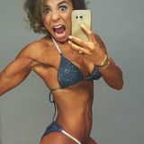 Vom Quidditch-Feld geht es für Danielle Tabor ab 2014 ins Fitnessstudio. Hier beginnt sie mit ihrem Workout-Programm. Ihr großes Ziel: ein Wettbewerb in der Kategorie Bikini. 2016 ist es dann so weit. Danielle hat ihren gewünschten Bodybuilding-Körper. Danach geht sie es jedoch wieder langsamer an. Sie arbeitet zwar als Personal-Trainer und hat noch immer tolle Muskeln, dem extremen Schönheitsideal hat sie jedoch abgeschworen.