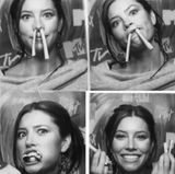 9. Mai 2017  Die sonst so perfekte Jessica Biel zeigt sich auf diesen Fotos überraschend ausgelassen. "Wenn sie Brotsticks in Nasengröße auf der Party servieren, glauben sie wirklich, dass ich das NICHT machen werde?" - postet die Schauspielerin scherzend dazu.