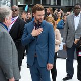Kitschiges Blumenhemd? Funktioniert bei Justin Timberlake mit perfekt sitzendem Anzug ganz hervorragend.
