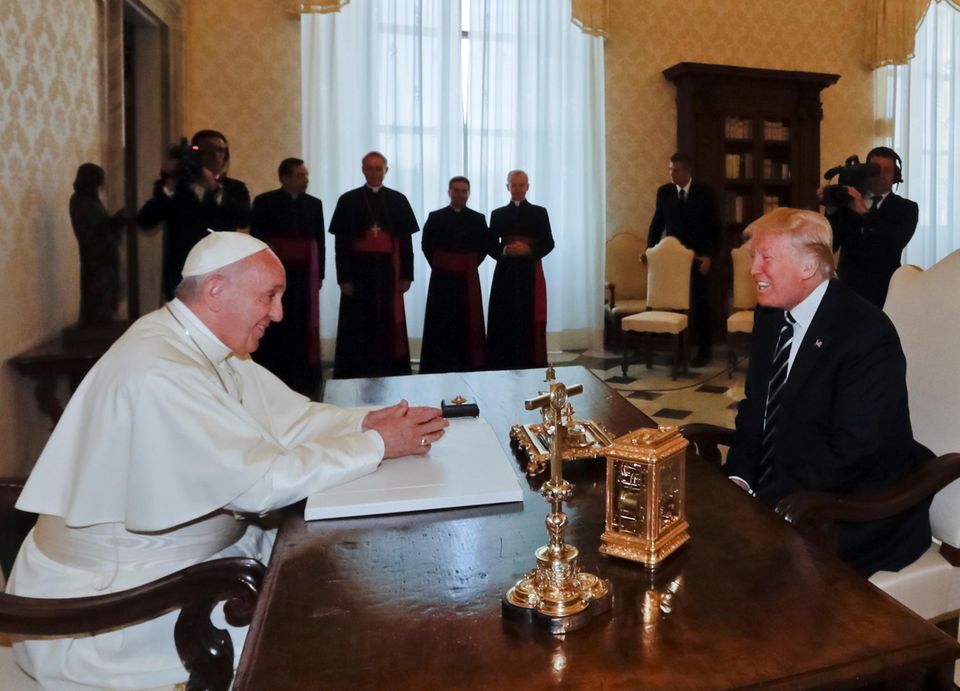 24. Mai 2017   Ein Gespräch zwischen zwei Anführern, die unterschiedlicher nicht sein könnten: Papst Franziskus und US-Präsident Donald Trump.
