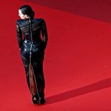 Ihr Rücken kann entzücken: Jungmama Irina Shayk präsentiert ihren After-Baby-Body.
