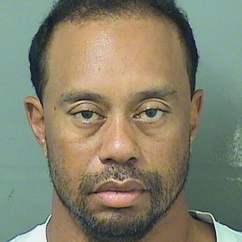 Das Polizeifoto gibt Anlass zur Sorge: Der einstige Superstar Tiger Woods sieht müde und ungepflegt aus. 
