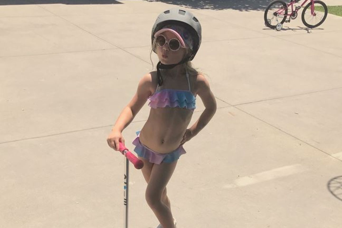 Jessica Simpson und Tochter Maxwell: Maxwell Drew, die fünfjährige Tochter von Jessica Simpson und Eric Johnson, posiert gerne für die Kamera. Maxwell Drew, die fünfjährige Tochter von Jessica Simpson und Eric Johnson, posiert gerne für die Kamera.