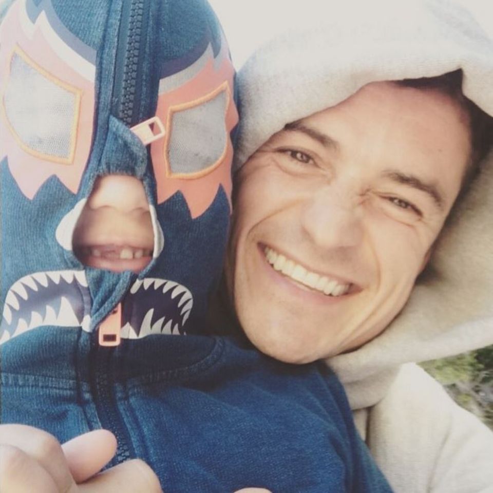16. Juni 2017 Zum Vatertag gibt es natürlich viel Zeit für Quatsch mit Papa. Orlando Blooms Sohn Flynn freut sich riesig. 16. Juni 2017 Zum Vatertag gibt es natürlich viel Zeit für Quatsch mit Papa. Orlando Blooms Sohn Flynn freut sich riesig.