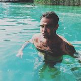 17. Juni 2017   "Zeit für einen kleinen Tauchgang", postet Sänger Robbie Williams. 