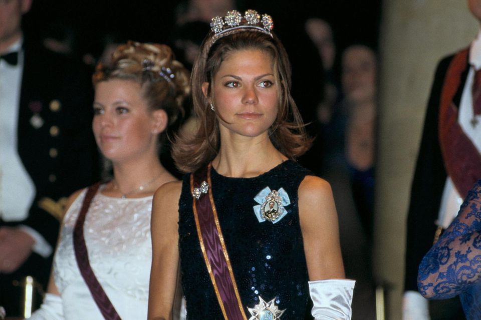 Prinzessin Victoria über ihre Essstörung: Dieser Auftritt gab Anlass zur Sorge: Prinzessin Victoria 1997 beim Innozence-Ball Dieser Auftritt gab Anlass zur Sorge: Prinzessin Victoria 1997 beim Innozence-Ball