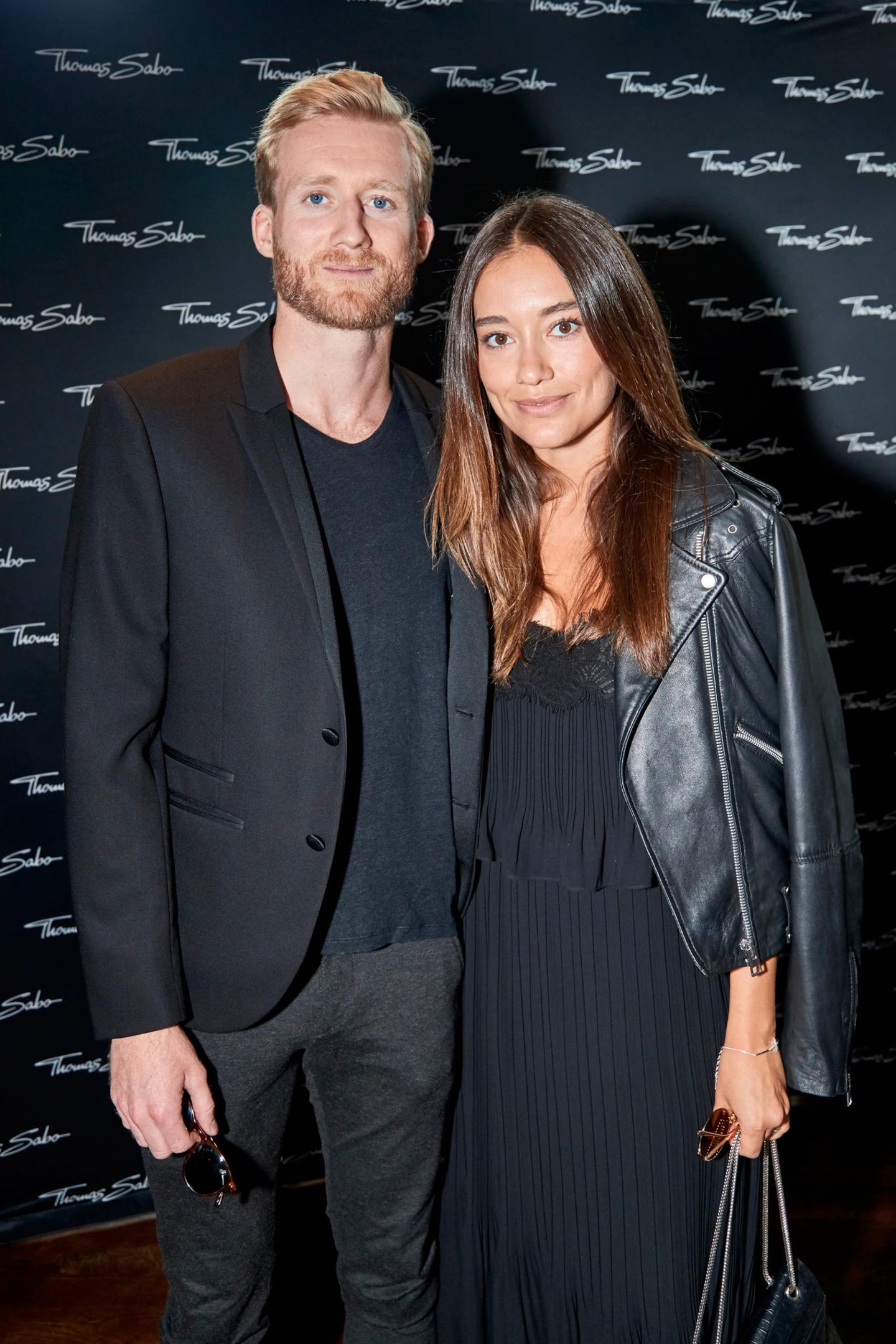 Fußballstar André Schürrle kam mit seiner Freundin Anna Sharypova zum Cocktail von Thomas Sabo.