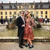 Der Hof der Galerie Herrenhausen ist ein wahrer Hingucker. Vor dem hübschen Springbrunnen lassen sich Gäste wie Prinzessin Elisabeth von Thurn und Taxis fotografieren.