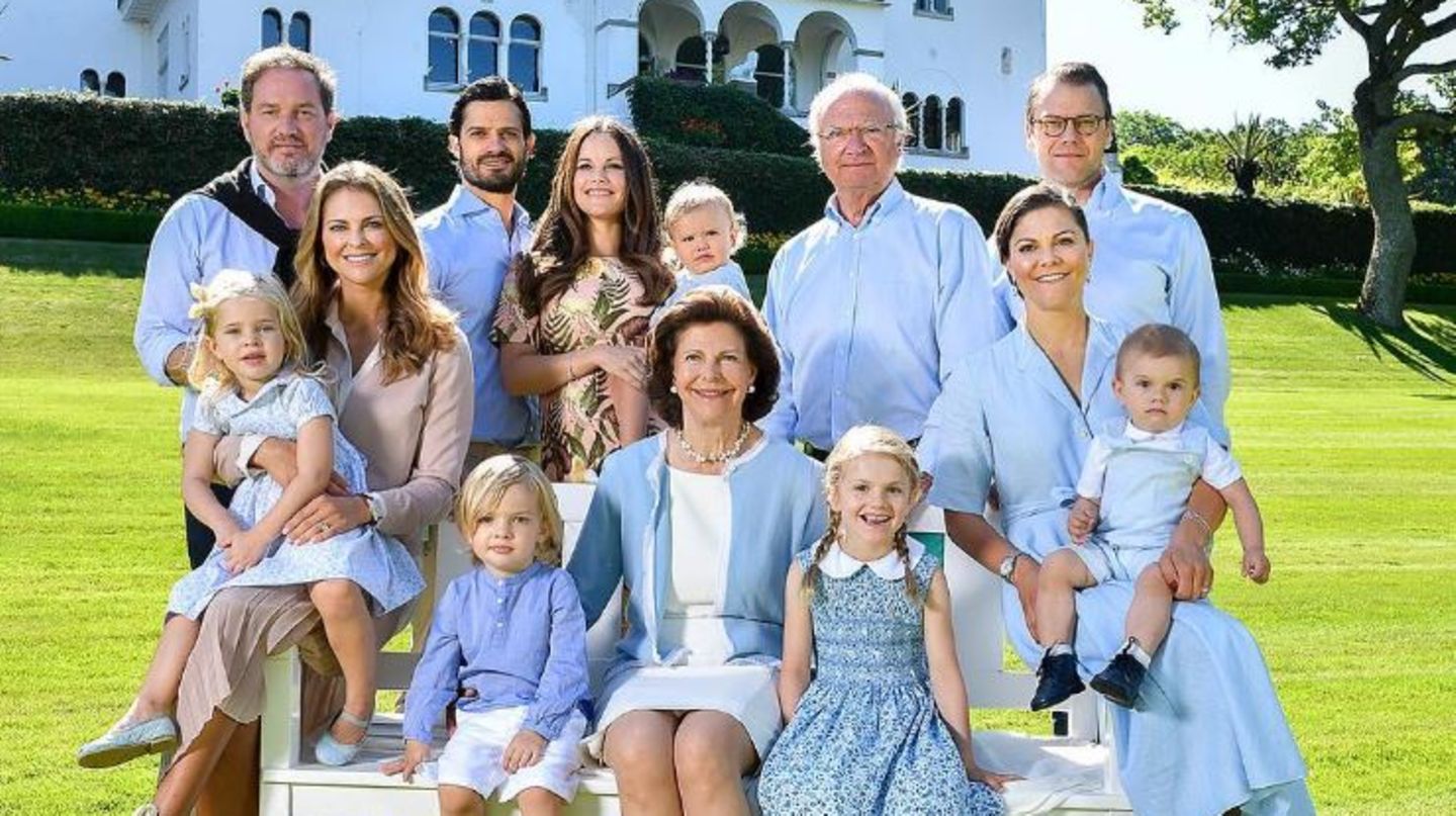 Шведская королевская династия. Королевская семья Швеции. Шведская Королевская семья 2023. The Royal Family "Королевская семья"..