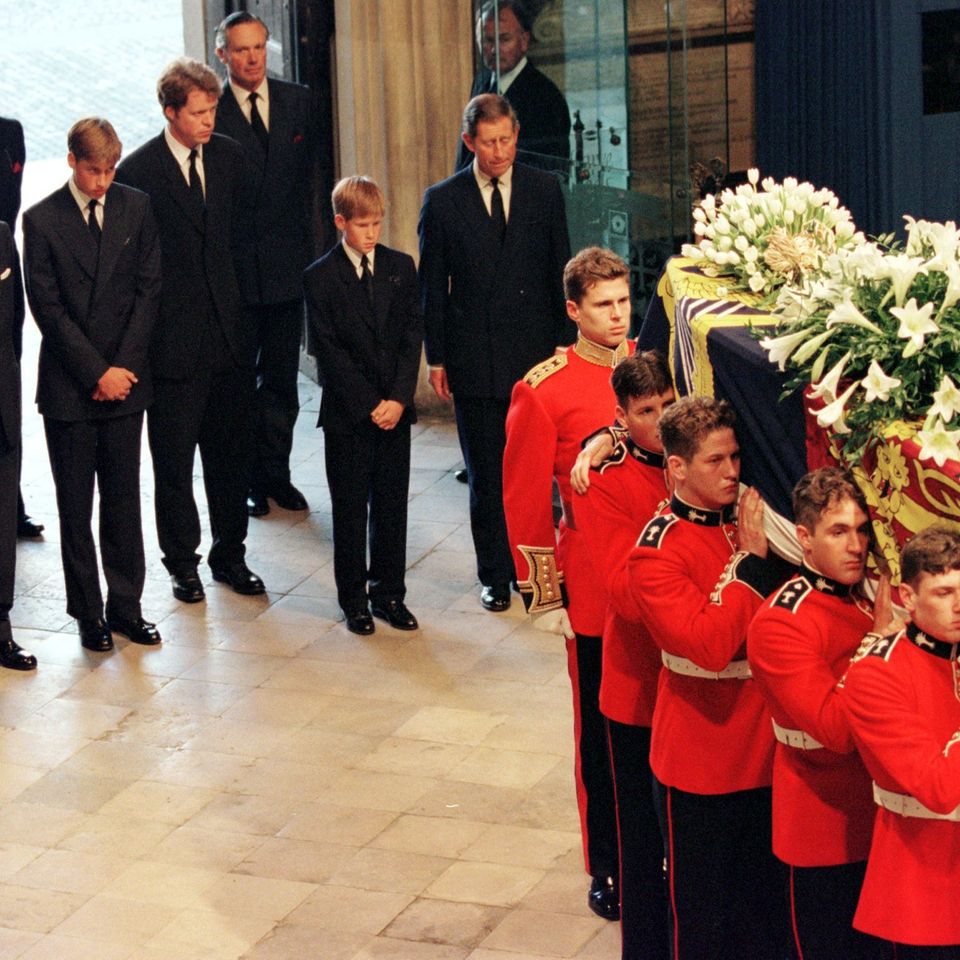 Prinz William, Earl Spencer, Prinz Harry, Prinz Charles