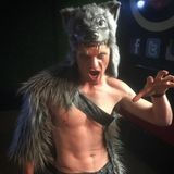 18. August 2017   Schauspieler Neil Patrick Harris hat es gefunden: Das wohl kitschigste Werwolfkostüm aller Zeiten.