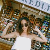 "High School Musical"-Star Ashley Tisdale hingegen trägt weiterhin das runde Modell, allerdings in extra groß. 