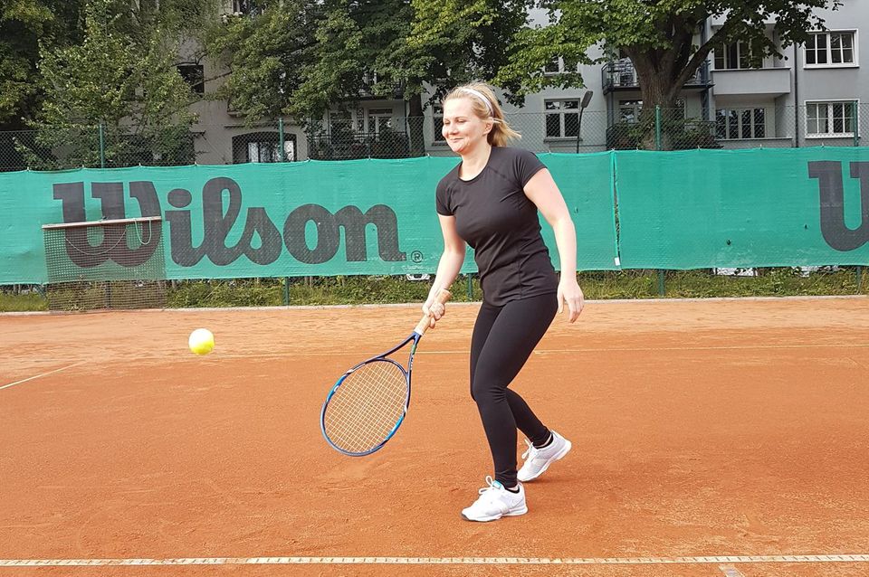 Trainieren wie die Stars - In 12 Wochen zur Bikini-Figur: Beim Tennis Beim Tennis