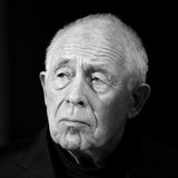 12. September 2017: Heiner Geißler (87 Jahre)   Sein Leben hat er der Politik gewidmet. Nun verstarb das CDU-Mitglied im pfälzischen Gleisweiler. Die traurige Nachricht teilte Geißlers Sohn Dominik Geißler der "Süddeutschen Zeitung" mit. Der 87-Jährige starb dem Bericht zufolge am heutigen Dienstagmorgen nach schwerer Krankheit im Kreise seiner Familie. Vor wenigen Tage habe er sich aus einer Klinik nach Hause bringen lassen - zum Sterben.