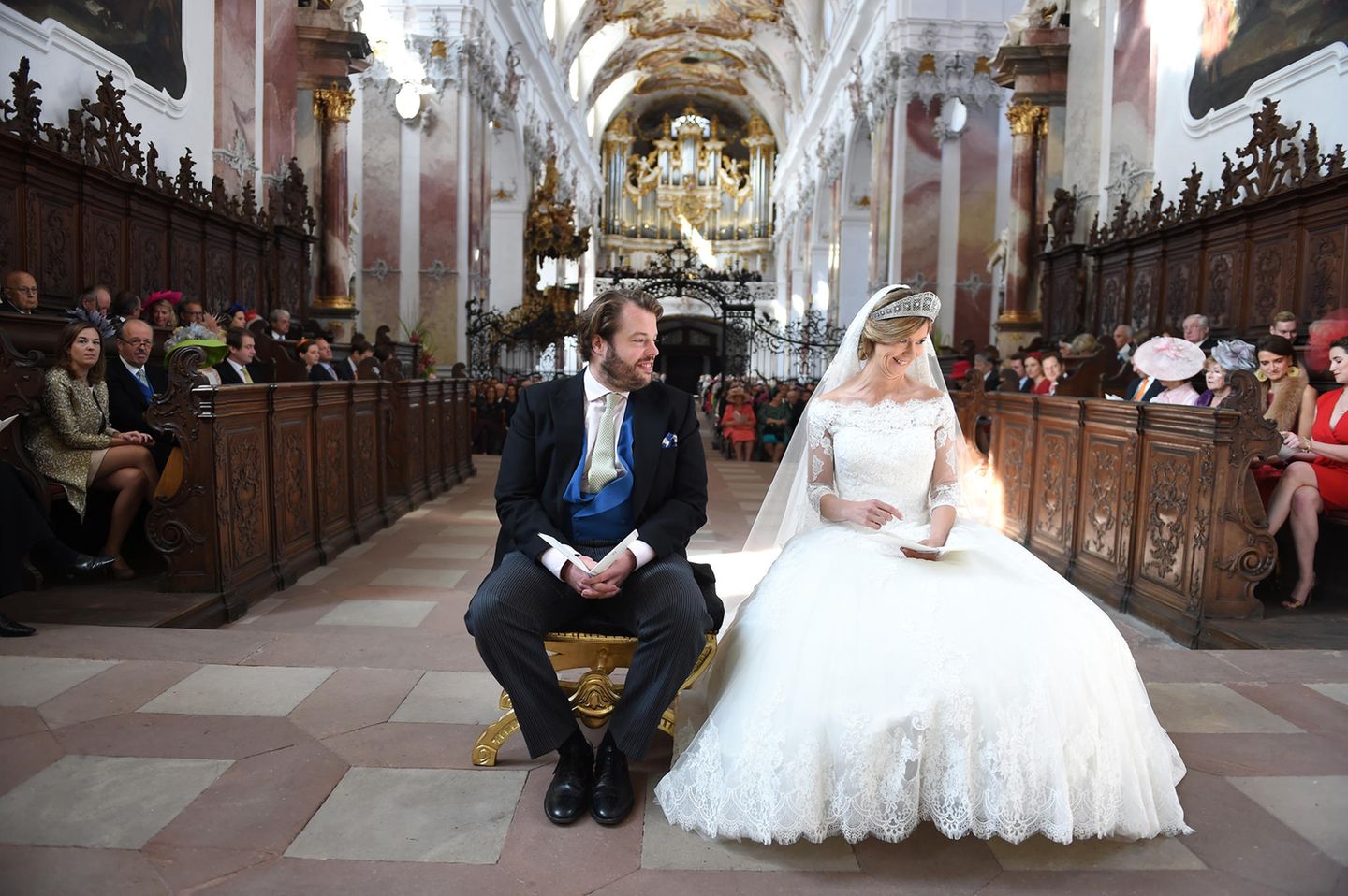Erbprinz Ferdinand Zu Leiningen Heiratet Preußen Prinzessin Viktoria Gala De
