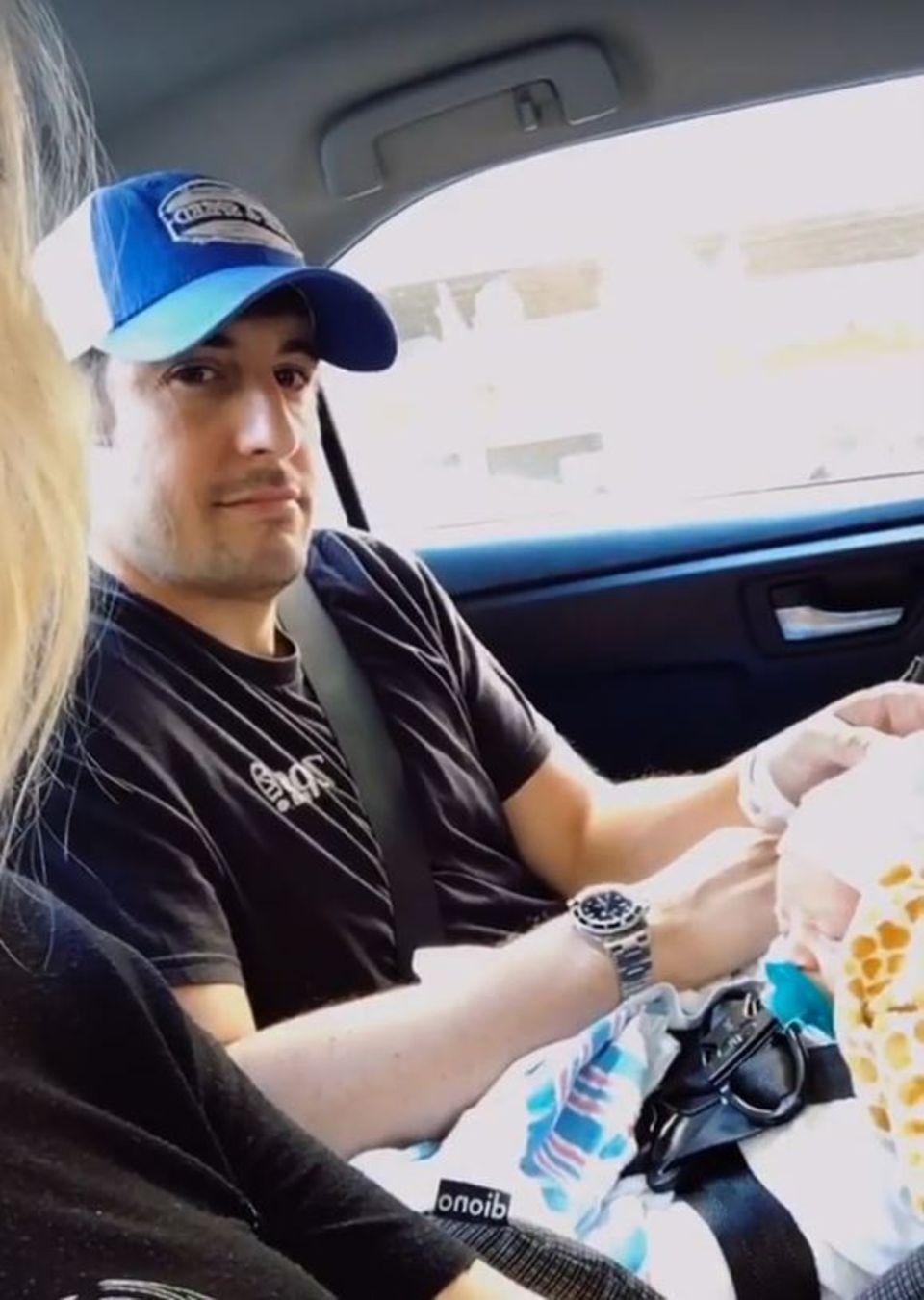 5. Oktober 2017 Es ist ein Junge! Das Schauspielerehepaar Jason Biggs und Jenny Mollen heißen mit diesem Post ihr zweites Kind willkommen. Auch der Name ist schon bekannt: Der Kleine heißt Lazlo. 5. Oktober 2017 Es ist ein Junge! Das Schauspielerehepaar Jason Biggs und Jenny Mollen heißen mit diesem Post ihr zweites Kind willkommen. Auch der Name ist schon bekannt: Der Kleine heißt Lazlo.