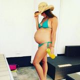 2. August 2017  Bei Instagram erinnert sich Sarah Lombardi mit einem emotionalen Post an ihre Schwangerschaft zurück: "Schon über zwei Jahre her - es war die spannendste und schönste Zeit meines Lebens , bis du dann auf der Welt warst mein Schatz und mich seit zwei Jahren zur stolzesten Mama machst".